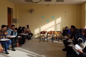 قسم اللغة العربية ينظم مناظرة علمية حول منهج البحث الادبي
