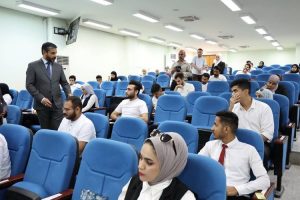 وزير التعليم يتفقد الامتحانات النهائية في كليات المجموعة الطبية في جامعة بابل