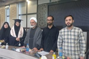 تدريسية من كلية العلوم الاسلامية بجامعة كربلاء تشرف على رسالة ماجستير في ايران