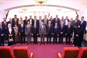 Read more about the article وزير التعليم يتفقد البيئة التعليمية في كلية الإمام الكاظم (ع)