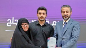 Read more about the article وزير التعليم العالي والبحث العلمي الدكتور نعيم العبودي يكرم أمهات الشهداء وسيدات التضحية العراقية