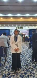 Read more about the article تدريسية من كلية العلوم الإسلامية تنال وسام الإبداع الدولي عن مؤلفها تاج الدين اليماني