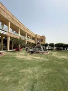 Read more about the article استمرار حملة التشجير والادامة لحدائق كلية العلوم الإسلامية أثناء العطلة الأسبوعية