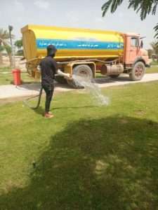 Read more about the article الوحدة الزراعية في كلية العلوم الإسلامية تواصل جهودها للعناية بحدائق الكلية..