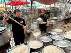 Read more about the article مسؤول الوحدة الزراعية في كلية العلوم الإسلامية يشارك في إحياء ذكر  أهل  البيت (ع) وخدمة الزائرين