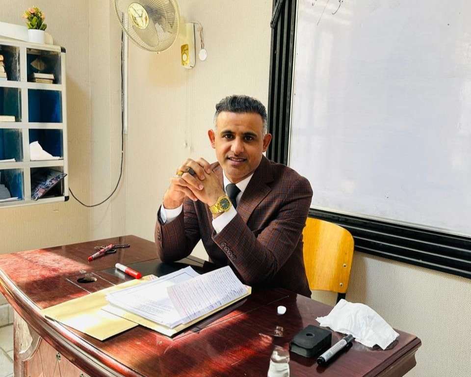 تدريسي من كلية العلوم الإسلامية يسلّط الضوء على مدرسة الإمام الصادق (ع) في مؤتمر دولي لتطوير المناهج الدراسية