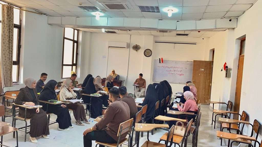 منافسة علمية متميزة لطلبة المرحلة الرابعة في قسم اللغة العربية بكلية العلوم الإسلامية