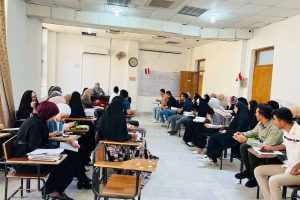 مسابقة علمية في الأدب الحديث لطلبة المرحلة الرابعة في قسم اللغة العربية بكلية العلوم الإسلامية