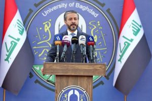 وزير التعليم العالي والبحث العلمي الدكتور نعيم العبودي يشارك جامعة بغداد احتفال تخرج طلبتها ويؤكد نجاح الوزارة وجامعاتها في تدويل التعليم وتعزيز تنافسها العالمي