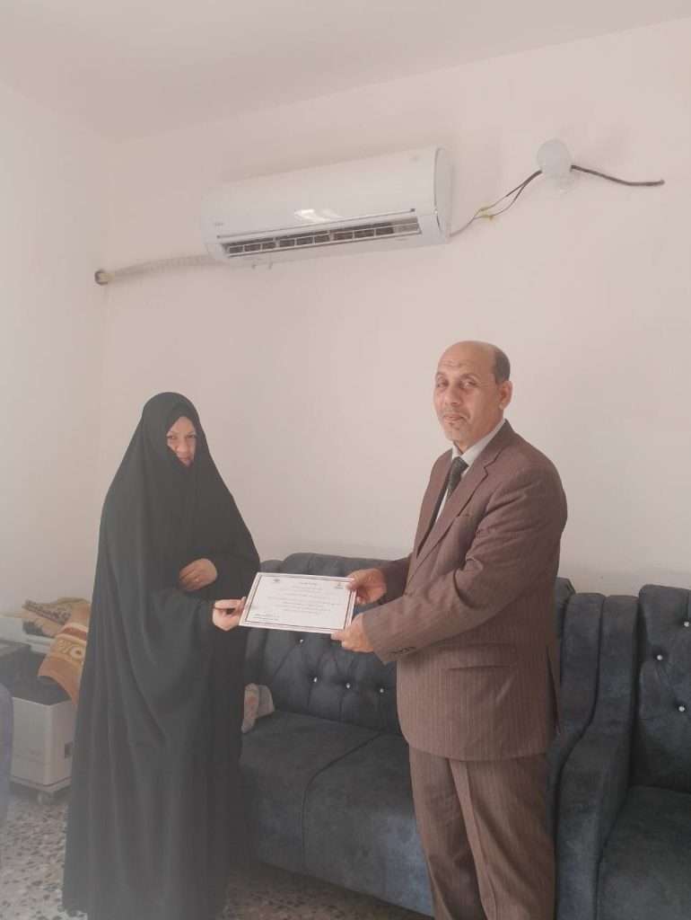 كلية العلوم الإسلامية تكرّم متوسطة إشراقة كربلاء تقديراً لتعاونها في تدريب الطالبات